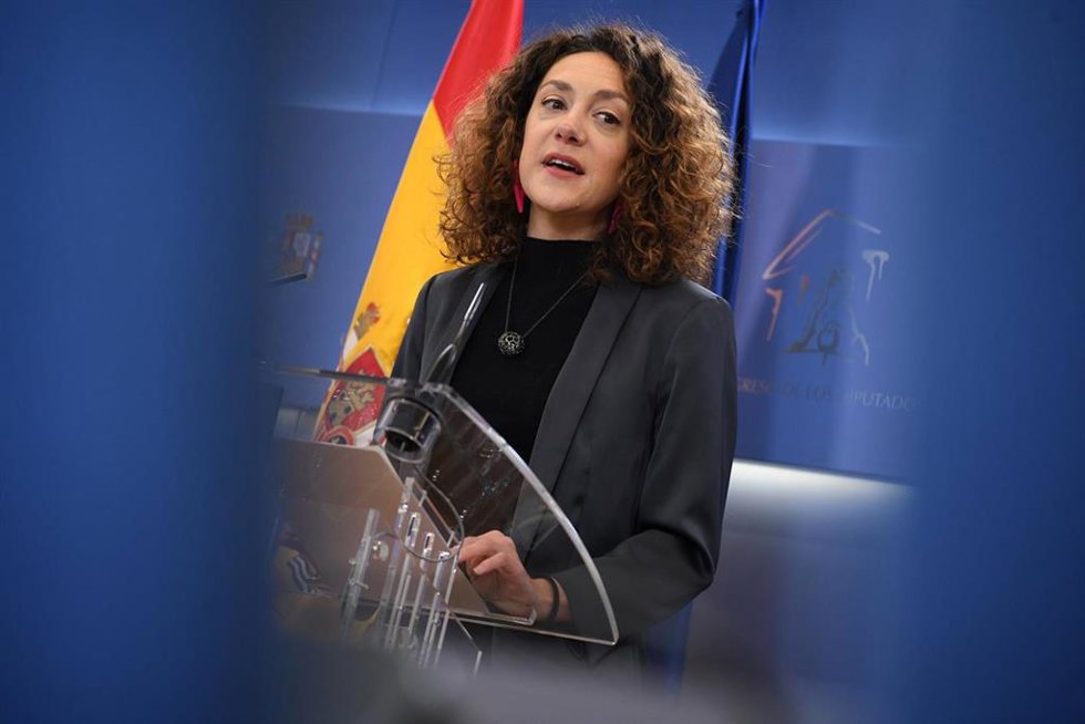 La diputada de Sumar Aina Vidal durante rueda de prensa en el Congreso de los Diputados, a 21 de enero de 2025, en Madrid (España).