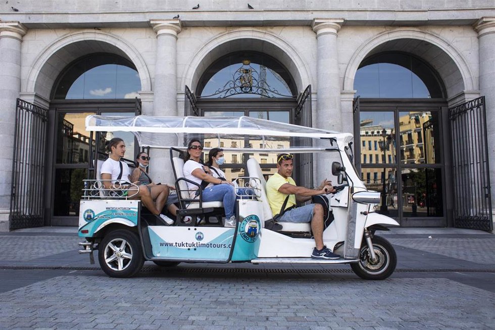 Archivo - Un tuk tuk 