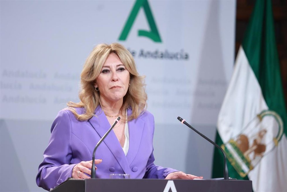 La consejera de Economía y portavoz del Gobierno andaluz, CarolinaEspaña, este martes en la rueda de prensa posterior a la reunión del Consejo de Gobierno. 
