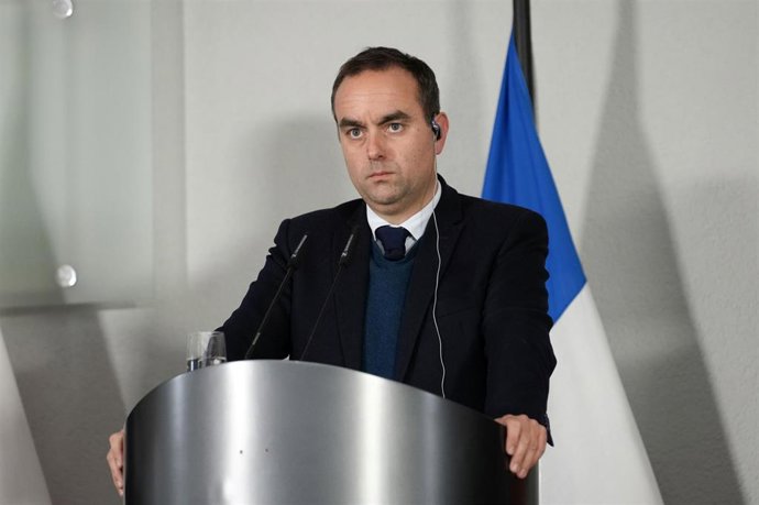 Archivo - El ministro de Defensa de Francia, Sébastien Lecornu, en una imagen de archivo. 