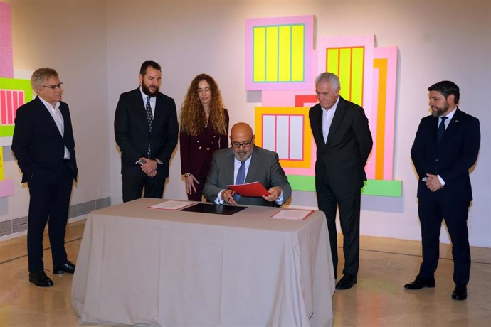 Guillermo Solana, director artístico del museo, Borja Thyssen, Blanca Cuesta, Jaime Martínez Llabrés, Alcalde de Palma,  Evelio Acevedo, gerente del museo