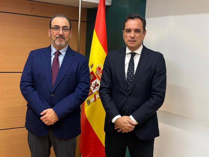 El presidente de Ineco, Sergio Vázquez Torrón, junto al presidente ejecutivo del Banco de Desarrollo de América Latina, Sergio Díaz-Granados