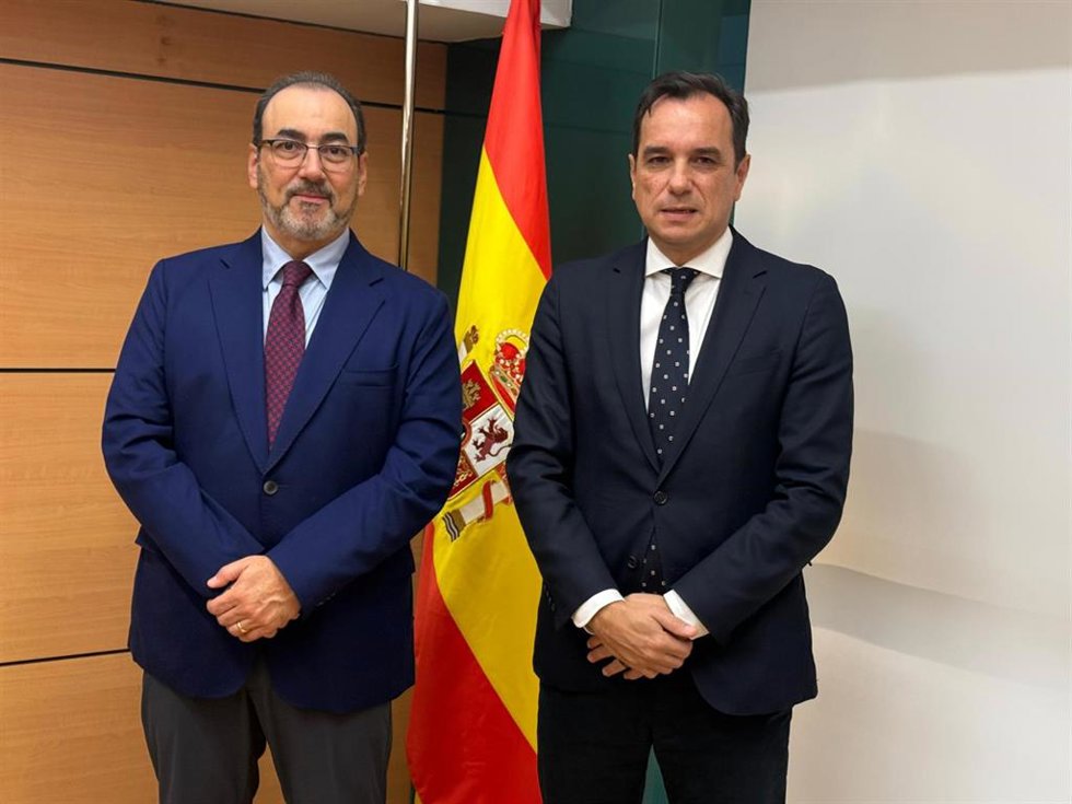 El presidente de Ineco, Sergio Vázquez Torrón, junto al presidente ejecutivo del Banco de Desarrollo de América Latina, Sergio Díaz-Granados