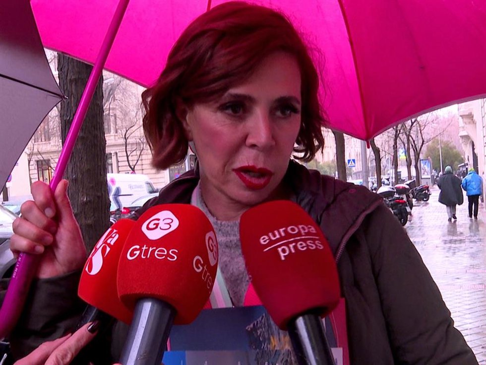Agatha Ruiz de la Prada se rinde ante su novio, José Manuel Díaz-Patón