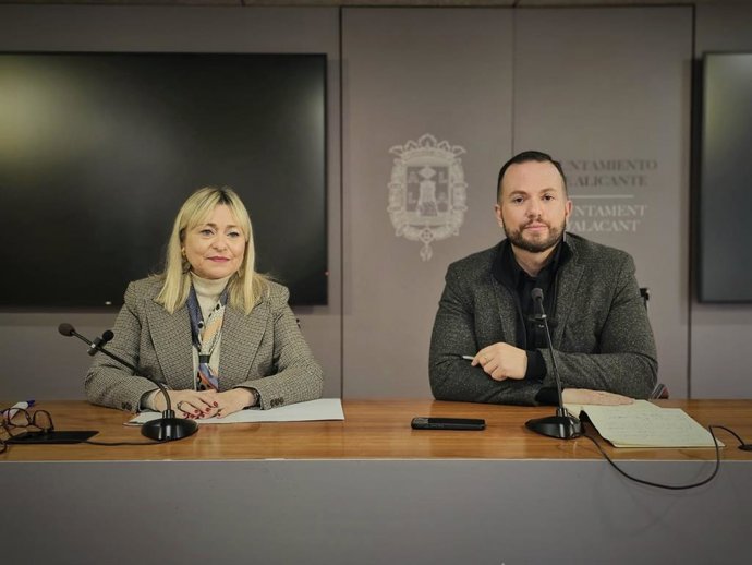 Compromís acusa al PP de "desmantelar servicios públicos inclusivos" en Alicante.