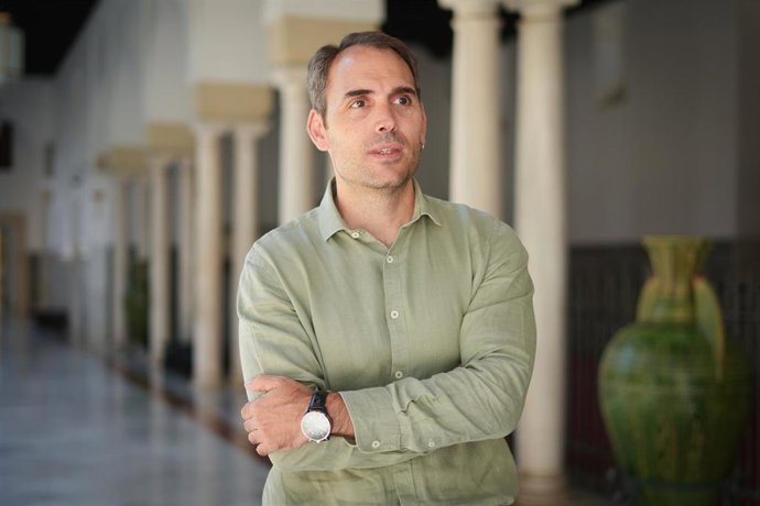 Archivo - El coordinador de IU Andalucía y diputado de Sumar en el Congreso, Toni Valero, en una imagen de archivo. 