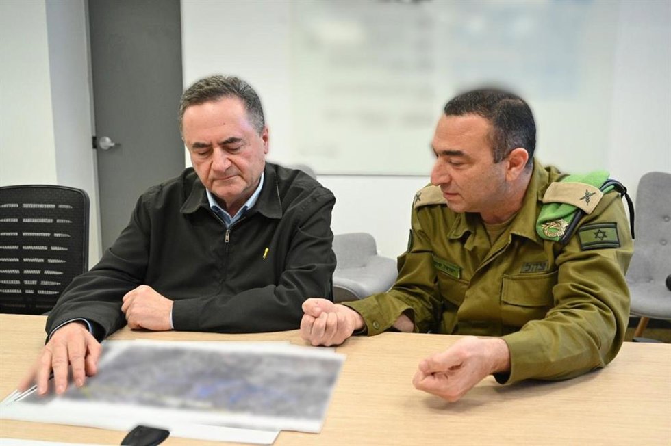 El ministro de Defensa de Israel, Israel Katz, durante una reunión para abordar la situación de seguridad (archivo)