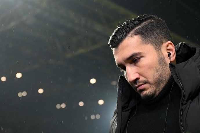 El entrenador turco Nuri Sahin, durante un partido de la Bundesliga.