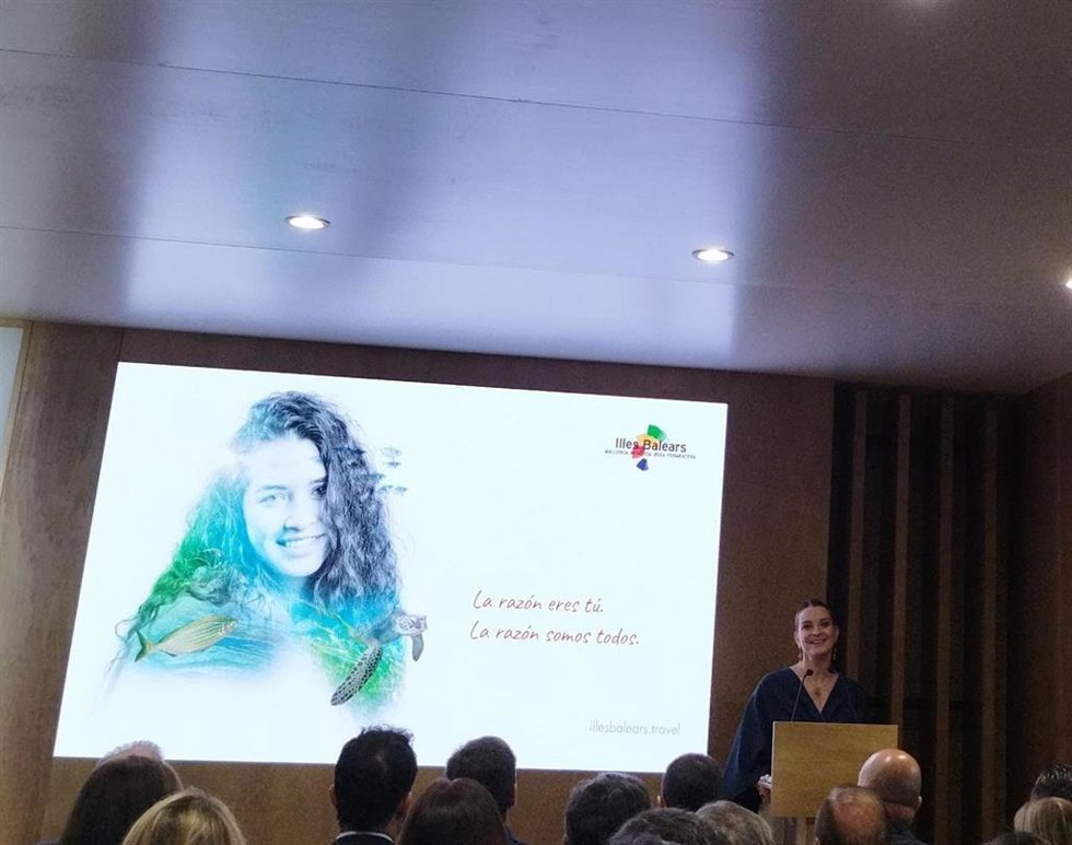 La presidenta de Baleares, Marga Prohens, en Fitur 2025.