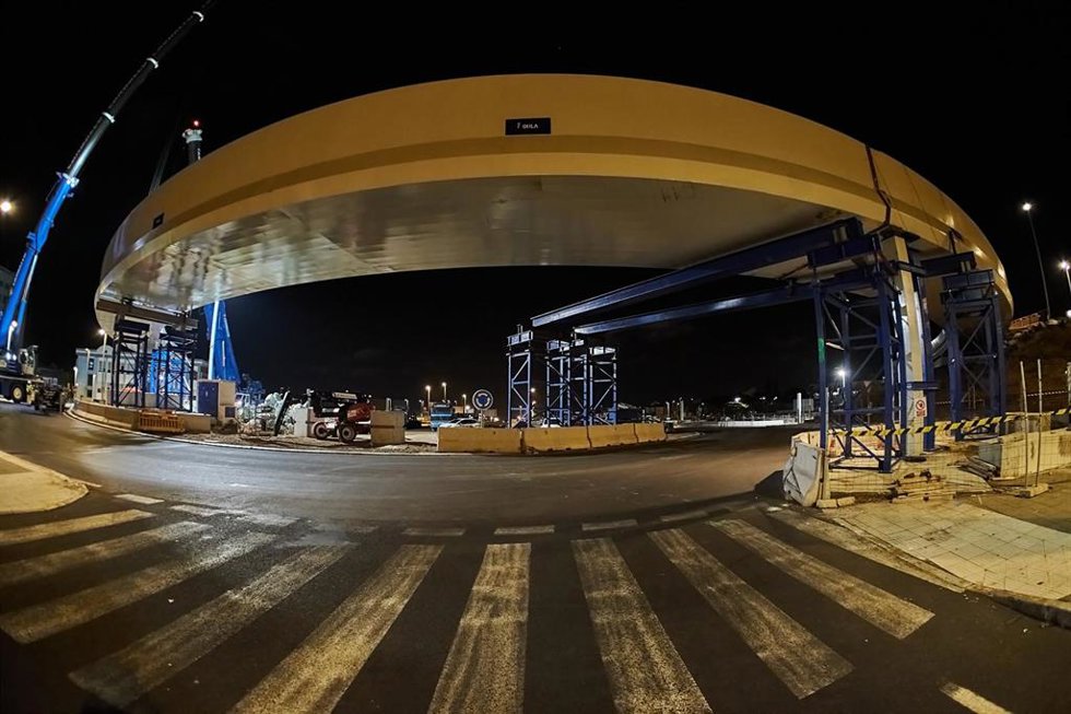 Archivo - Imagen de archivo de la instalación del cuarto módulo del anillo peatonal del Padre Anchieta