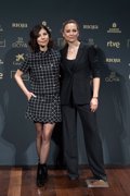 Maribel Verdú y Leonor Watling reivindican que los Goya son para "celebrar" cine y cultura:"El resto da ganas de llorar"