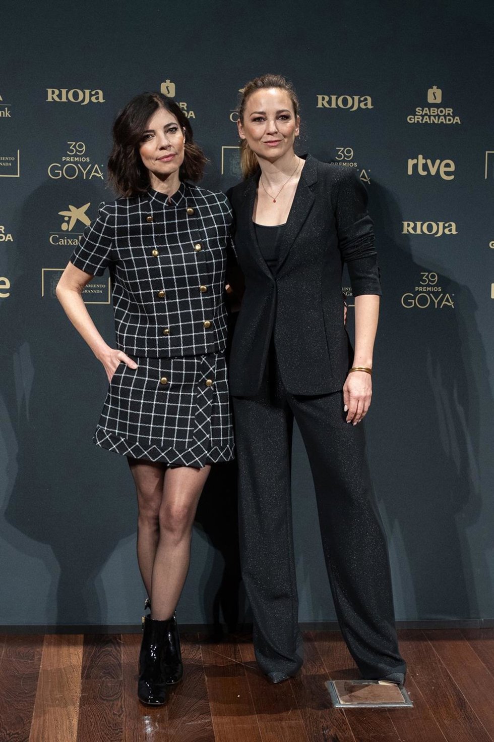 Las presentadoras de los Premios Goya 2025 y actrices, Maribel Verdú y Leonor Watling, atienden a los medios a dos semanas de la gala de los Goya 2025, en la Academia de Cine, a 22 de enero de 2025, en Madrid (España). La ceremonia de entrega de la 39 e