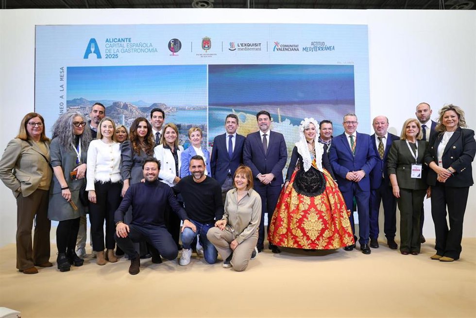 Presentación de la Capitalidad Española de la Gastronomía de Alicante para 2025 en la Feria Internacional del Turismo (Fitur) de Madrid, el 22 de enero de 2025.