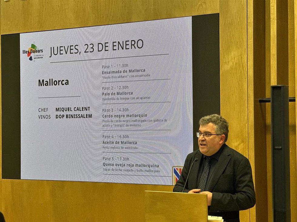 El conseller Joan Simonet, durante la presentación.