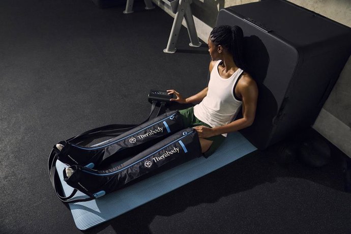 Archivo - Therabody ayuda al deportista a cumplir sus propósitos de 2025 con sus dispositivos de terapia percusiva y compresión.
