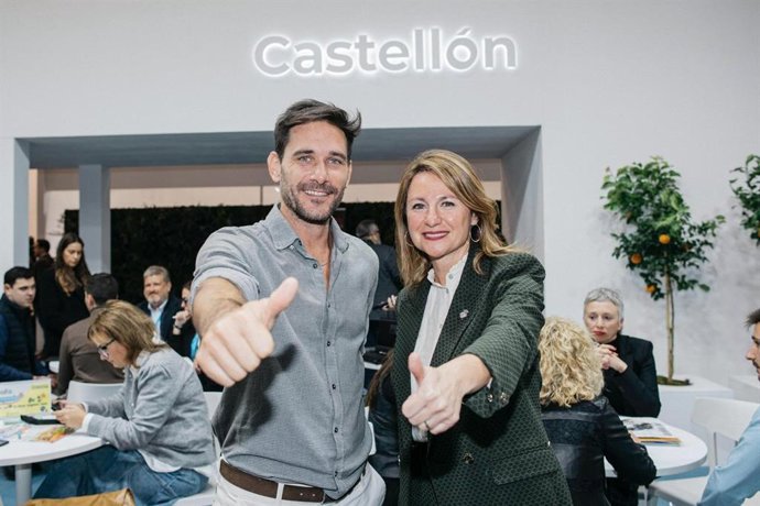 Begoña Carrasco junto a Javier Santaolalla