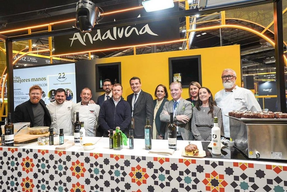 Presentación en Fitur de la campaña 'En las mejores manos'.