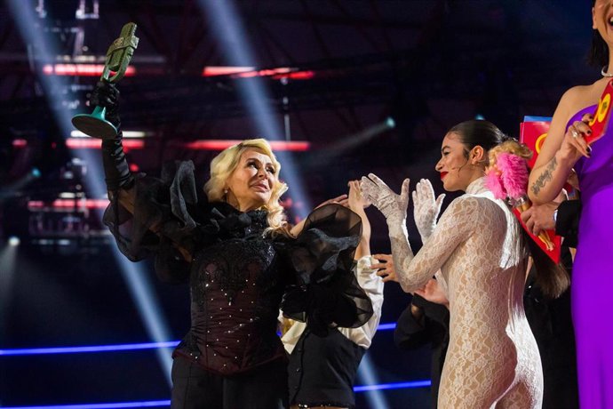 Archivo - El grupo Nebulossa gana, con su canción 'Zorra', la final del Benidorm Fest 2024, a 3 de febrero de 2024, en Benidorm (Alicante).