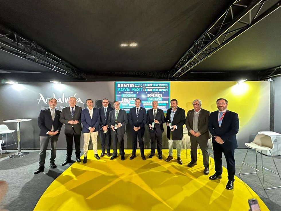Presentación en Fitur del Sentir Baeza AOVE Fest 2025.