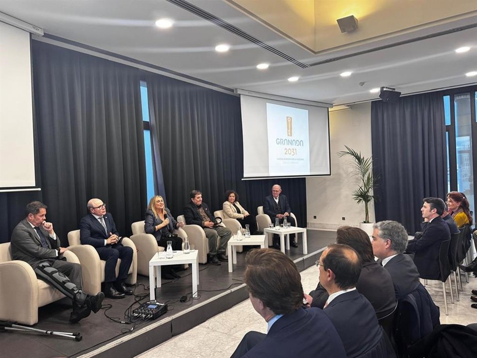 El Ayuntamiento de Granada presenta en el Círculo de Bellas Artes su candidatura a Capital Europea 2031.