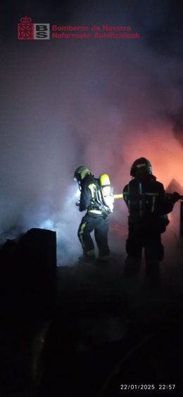 Extinguido un incendio en un grupo de caravanas aparcadas en un descampado en Mendavia, sin heridos