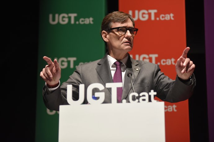 El president de la Generalitat de Catalunya, Salvador Illa, durante la última jornada del 17 Congrés del sindicato UGT, en el Teatre Monumental de Mataró, a 23 de enero de 2025, en Mataró, Barcelona, Catalunya (España). Un total de 4.
