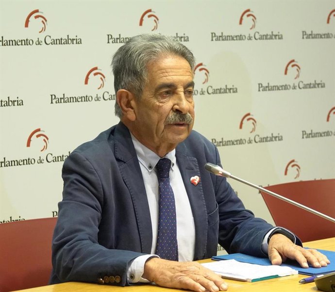 El secretario general del PRC, Miguel Ángel Revilla