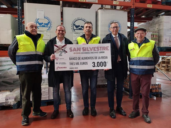El Ayuntamiento de Logroño entrega 3.000 euros al Banco de Alimentos con motivo de la San Silvestre de la ciudad