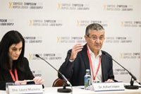 Oncólogos reclaman desde Santiago que España siga el ejemplo de Francia e Italia en el acceso a la biopsia líquida