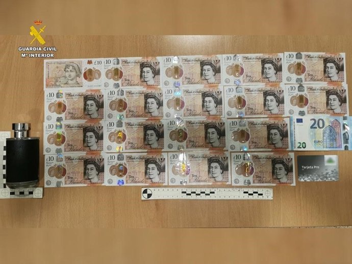 Cuatro detenidos por robar en viviendas de una urbanización de Calp (Alicante).