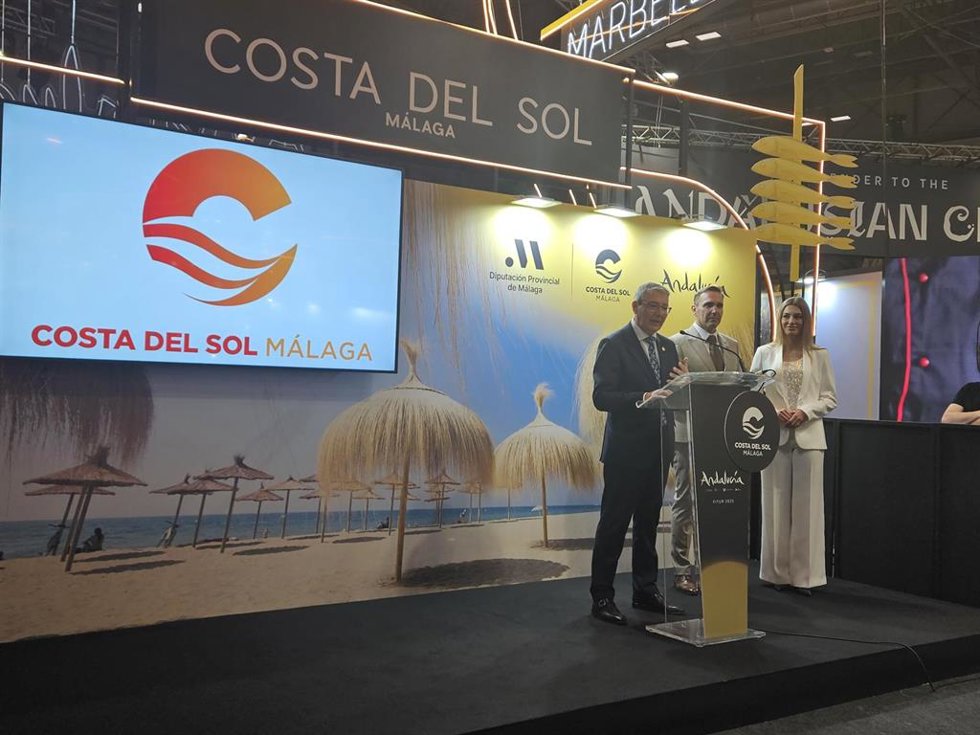 El presidente de la Diputación de Málaga y de Turismo Costa del Sol, Francisco Salado, ha destaado que el mercado doméstico representa un tercio de los viajeros alojados en establecimientos reglados de la provincia de Málaga.