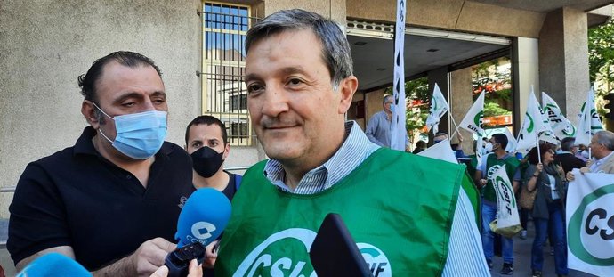 Archivo - El presidente autonómico de CSIF Extremadura, Benito Román, en una foto de archivo
