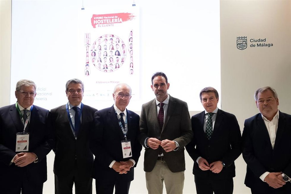 Presentaciones en Fitur del V Foro Nacional de Hostelería y de la Guía Gastronómica de Málaga, impulsada por Mahos y Ayuntamiento de la capital.
