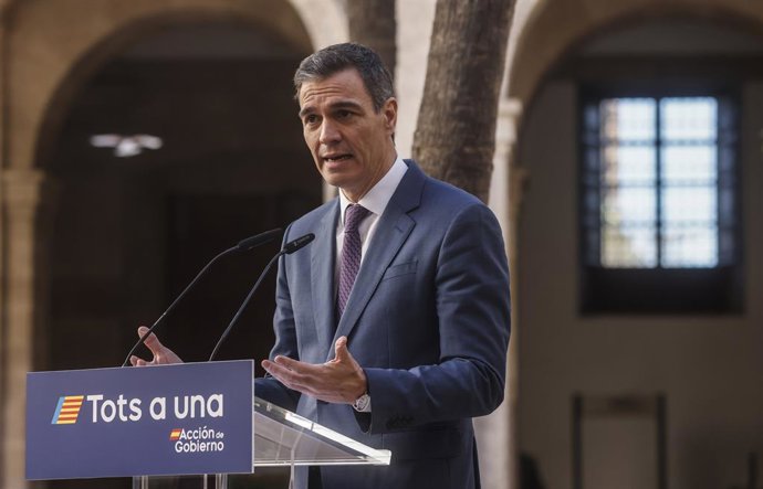 El president del Govern, Pedro Sánchez, intervé després d'una reunió amb agents socials, en la Delegació del Govern a la Comunitat Valenciana