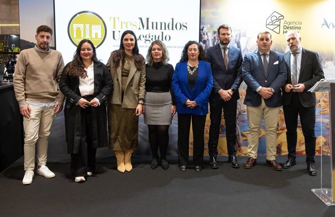 Presentación en Fitur del proyecto 'Tres mundos, un legado'.