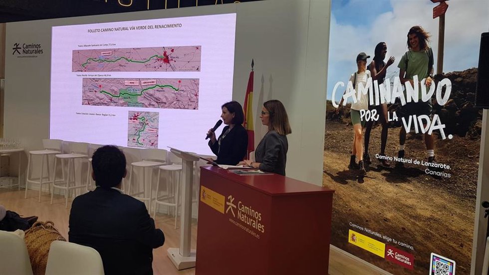 Presentación del material promocional del Camino Natural Vía Verde del Renacimiento.