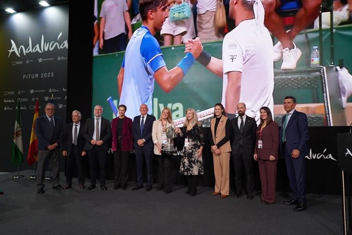 Presentación del centenario de la Copa del Rey de Tenis de Huelva.