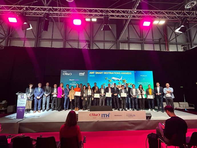 La AMT Sol y Playa premia la innovación tecnológica de destinos turísticos inteligentes.