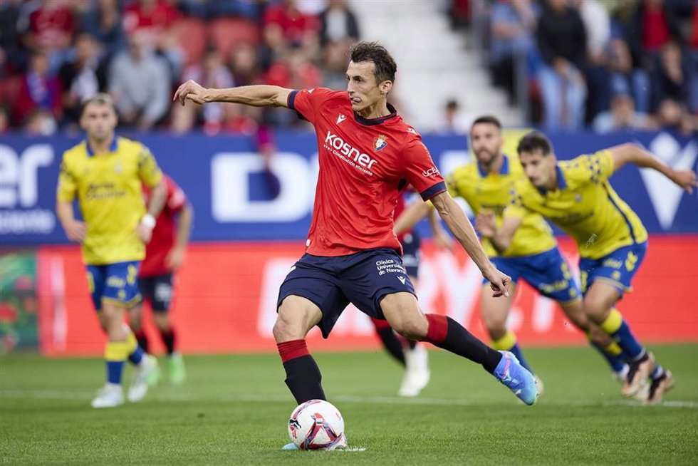 Archivo - El delantero croata del CA Osasuna, Ante Budimir, durante el partido de LaLiga EA Sports frente al UD Las Palmas en Estadio El Sadar.