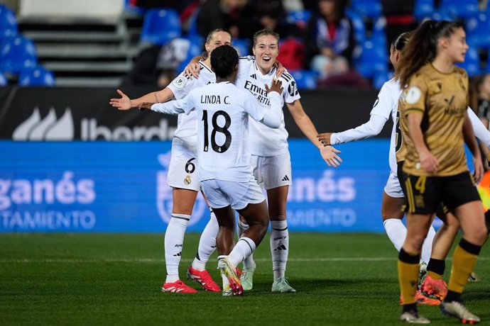 Ingrid Filippa Angeldahl of Real Madrid celebrates a goal with teammates during Spanish Super Cup 25, Supercopa de Espana, women football match played between Real Madrid and Real Sociedad at Butarque stadium on January 23, 2025, in Leganes, Madrid, Spain