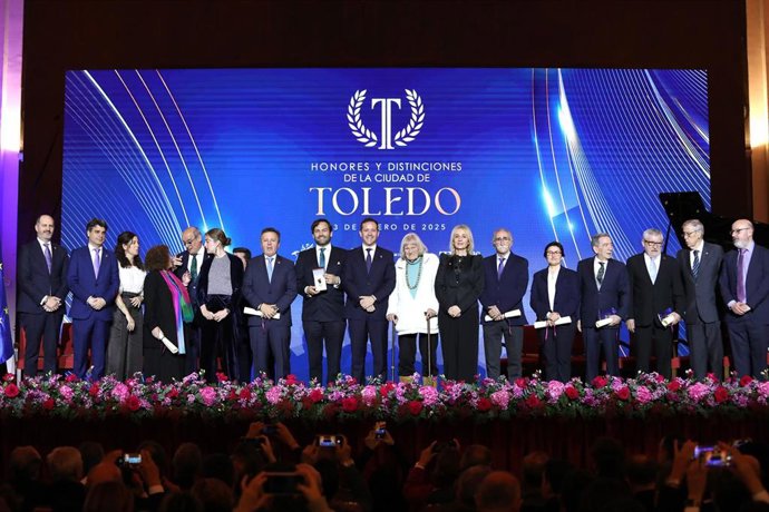 Acto institucional de entrega de Honores y Distinciones en el Día de San Ildefonso, patrón de Toledo