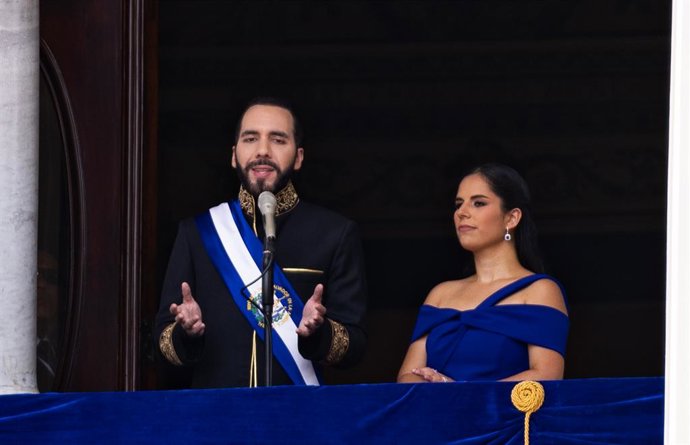 Archivo - El presidente de El Salvador, Nayib Bukele, durante su investidura 