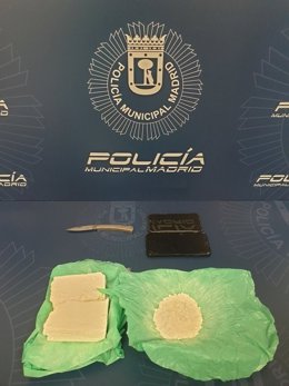 Detenido un conductor que viajaba con más de medio kilo de cocaína en el hueco de la rueda de repuesto
