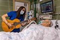 La música puede suponer un ahorro para los hospitales de hasta 7 millones de euros al año