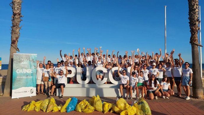 Gravity Wave, con la ayuda de QBE ha retirado en cuatro años un total de 9.560 kg de plásticos del Mediterráneo y  4.000 kg de plásticos en 2024.