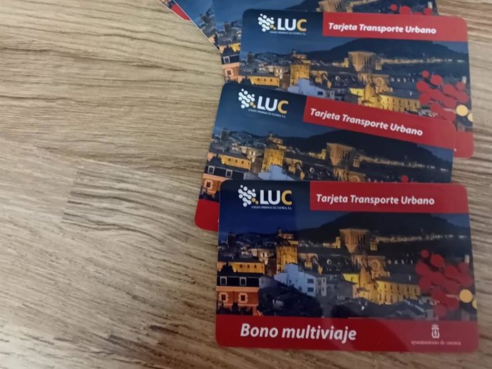Archivo - Ayuntamiento de Cuenca amplía la bonificación de los abonos de autobús urbano durante todo 2025 