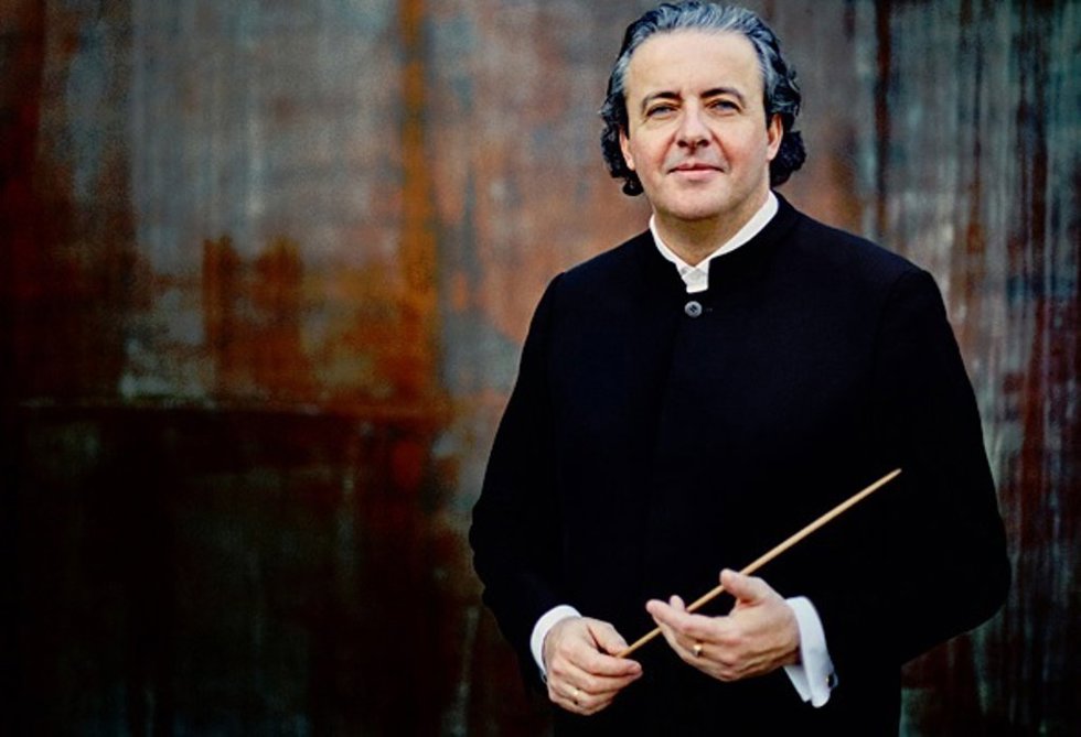 Archivo - El director de orquesta Juanjo Mena