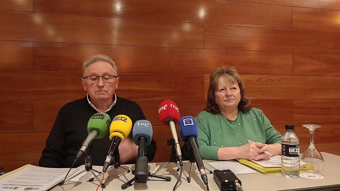 Los representantes de los sindicatos agrarios Coag y Asaja Asturias, Mercedes Cruzado y Ramón Artime,