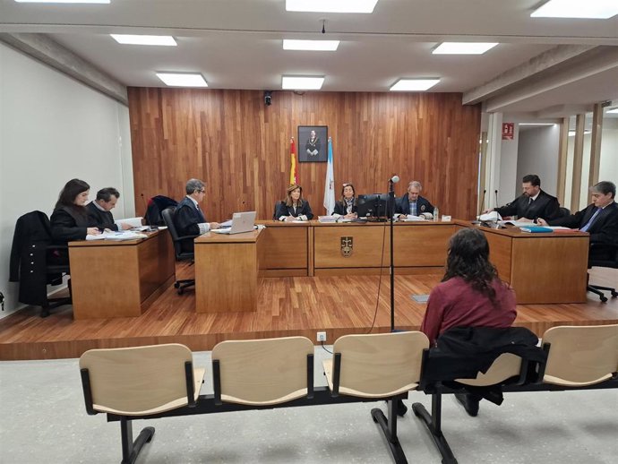 Condenado a un año de cárcel el fisioterapeuta de Vigo que tocó los pechos y los genitales de una paciente