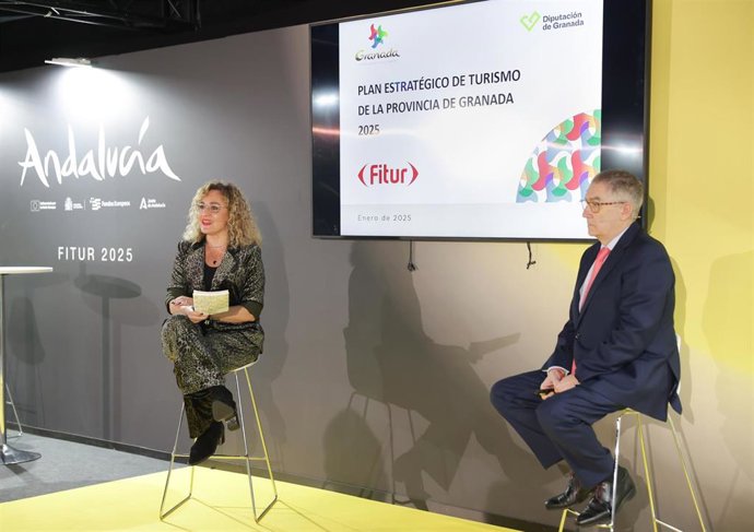 La diputada provincial de Turismo y Patrimonio de Granada, Marta Nievas, ha presentado en el marco de Fitur los avances realizados en el Plan Estratégico de Turismo.
